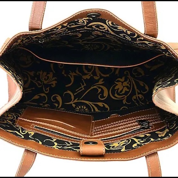 Pre Order MANDALA CUTOUT LEATHER HANDMADE TOTE - Picture 4 of 4